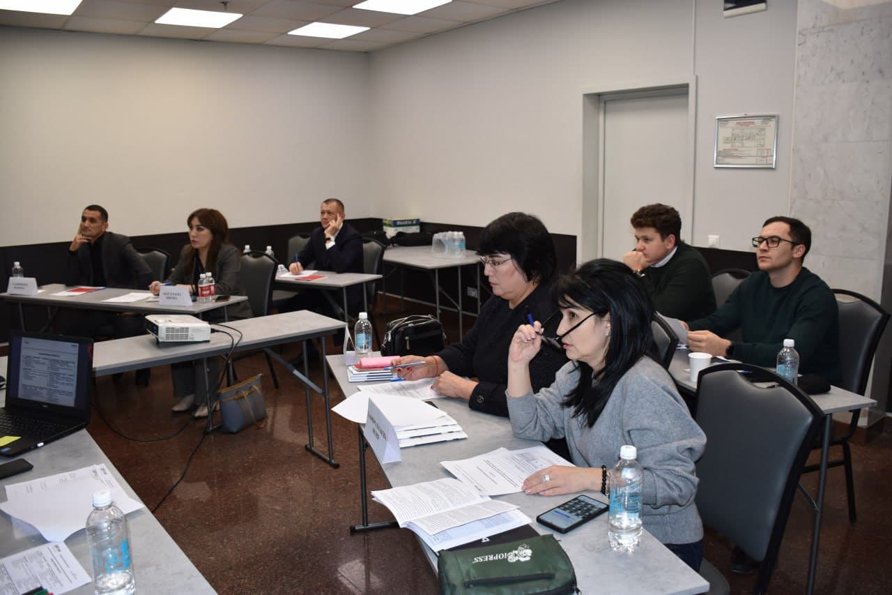 “O‘zenergosotish” AJ vakillari ISO-9001, 45001, 14001, 50001, 31000 xalqaro standartlari asosida integratsiyalashgan menejment tizimlari bo‘yicha o‘quv seminarida ishtirok etmoqda