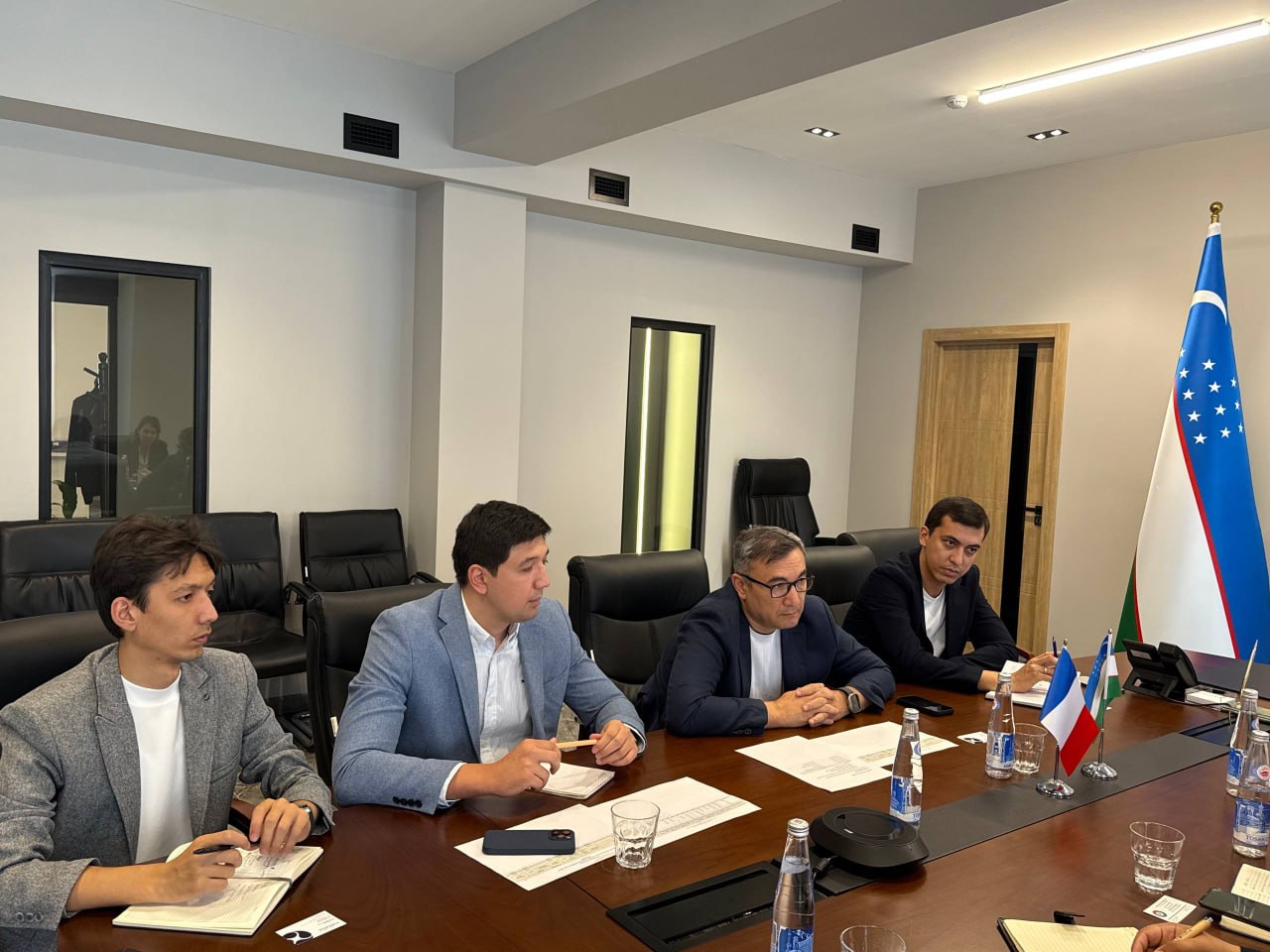 “O‘zenergosotish” AJ rahbariyati Voltalia kompaniyasi vakillari bilan uchrashdi
